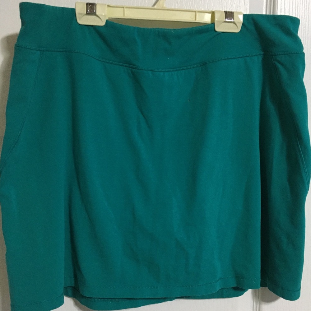 Skort